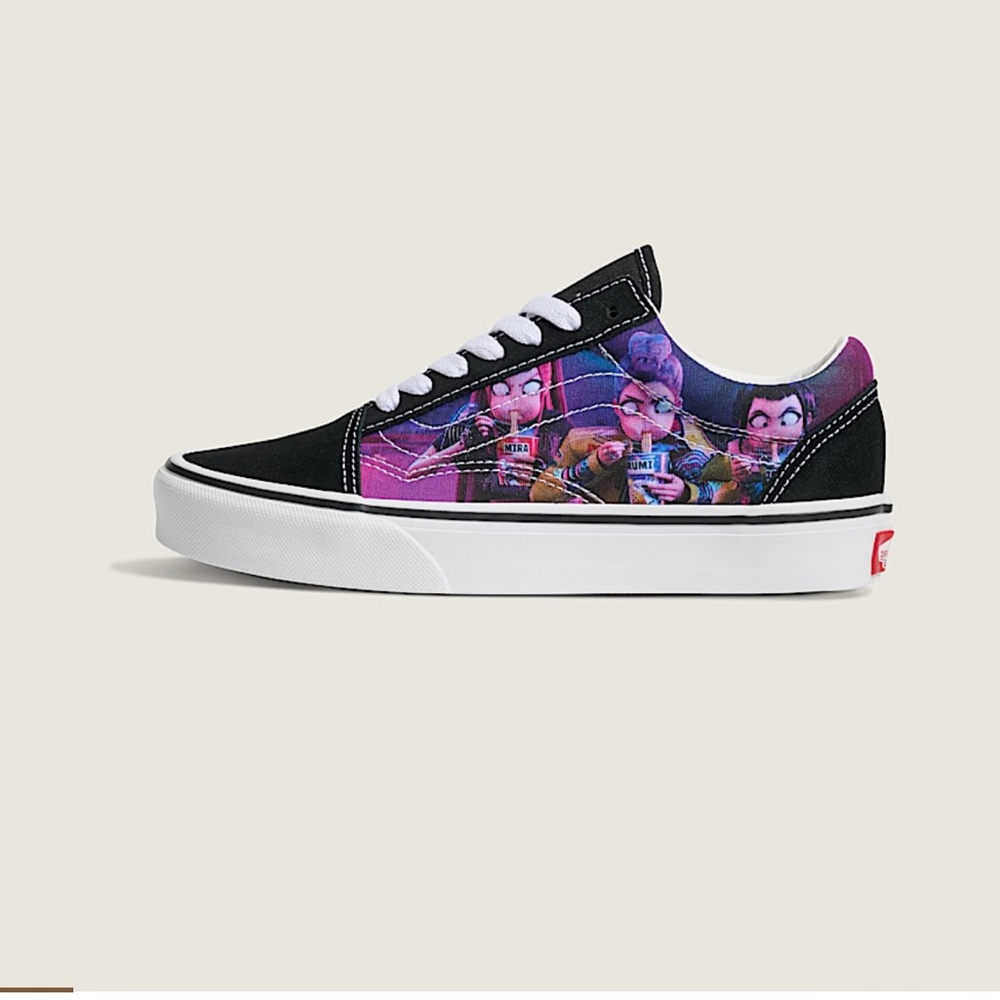 Vans Big Kids Old Skool K-pop Demon Hunters Black and Purple U.S. size 4 NWT